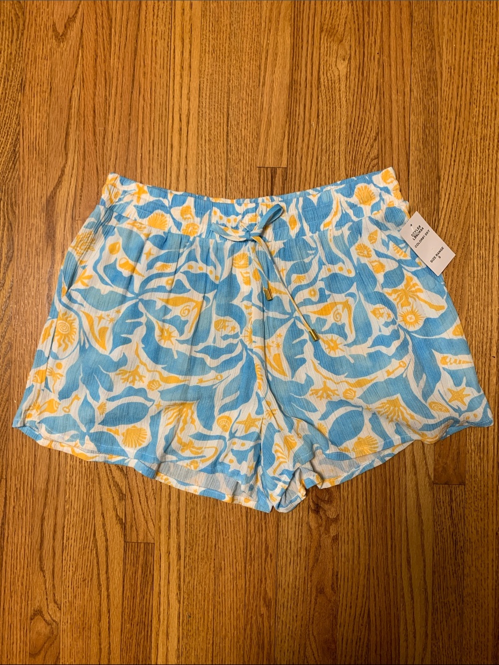La Blanca shorts - lightweight beach shorts “trinket treasures” small